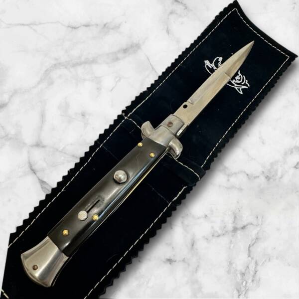 Italian Switchblade Frank Beltrame by Dolphins